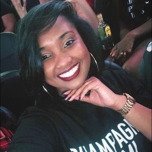 Meet your Posher, Amber